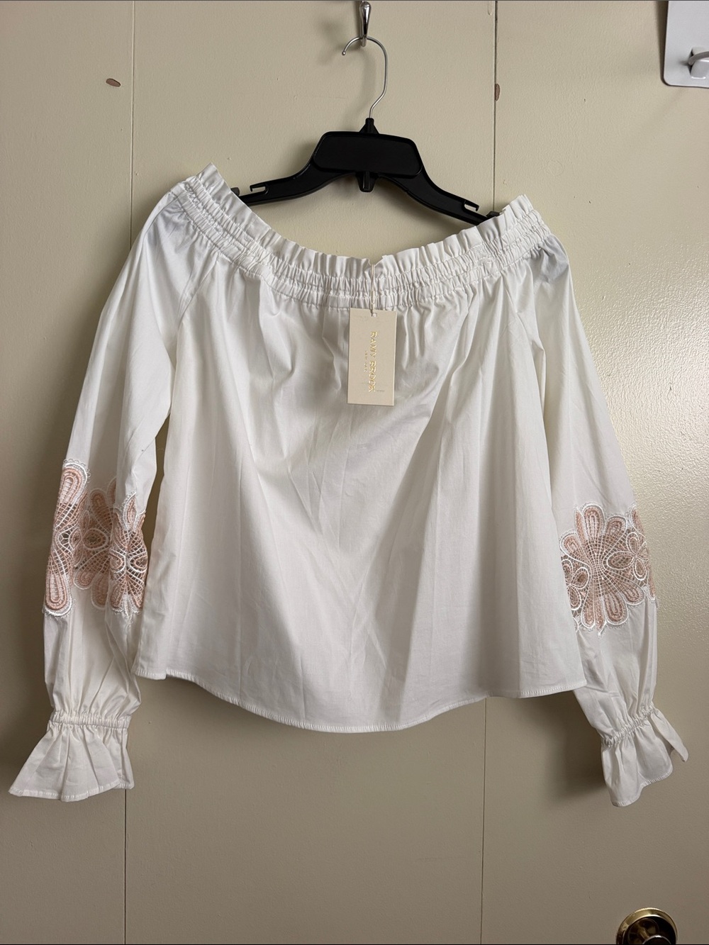 NWT Ramy Brook Quinn Off-Shoulder White Embroidered Blouse Size Small MSRP $275